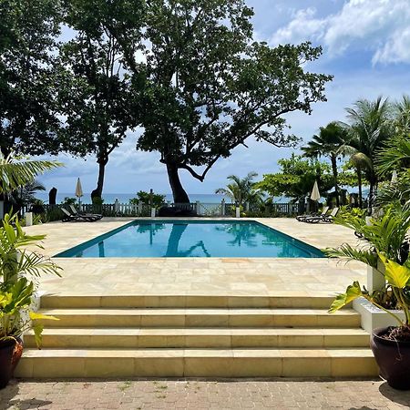 Las Brisas Villa - Chateau Elysium Beau Vallon  Extérieur photo